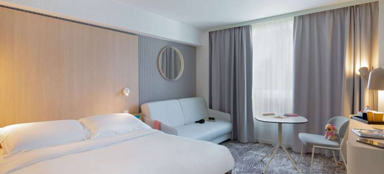 普罗旺斯地区艾克斯彩虹桥菲诺勒瑞斯诺富特酒店(Novotel Aix-en-Provence Pont-De-l'Arc Fenouillères)图片