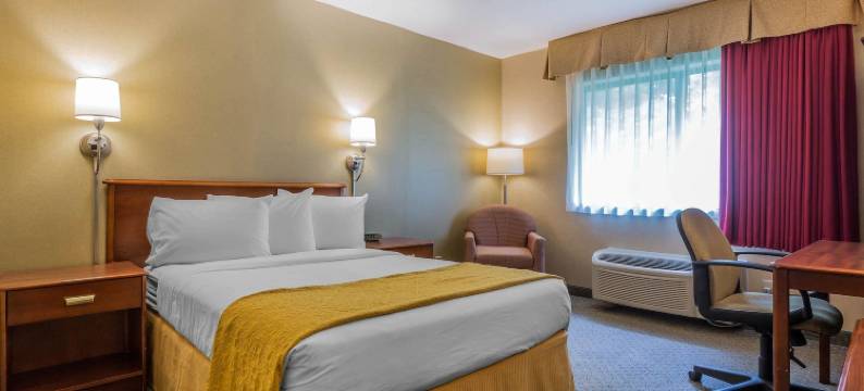 海德帕克波启浦夕北凯艺酒店(Quality Inn Hyde Park Poughkeepsie North)图片