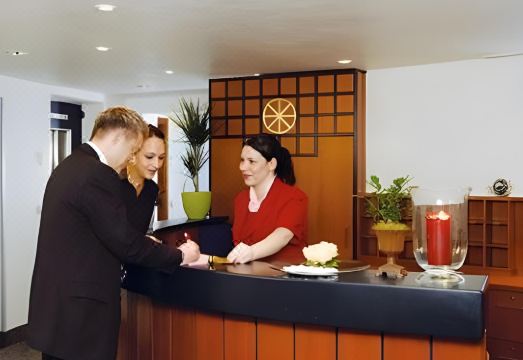 Hotel Goldenes RadHotel Overview