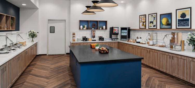 丘拉维斯塔东湖万豪春丘酒店(SpringHill Suites Chula Vista Eastlake)图片