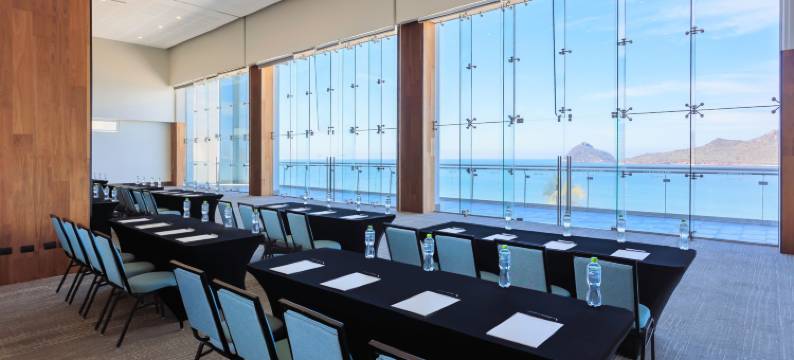 马萨特兰万怡海滩度假酒店(Courtyard Mazatlan Beach Resort)图片