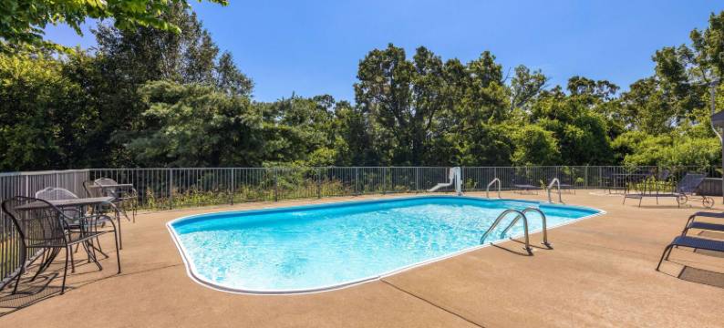 布兰森千山温德姆呗盟酒店(Baymont by Wyndham Branson Thousand Hills)图片