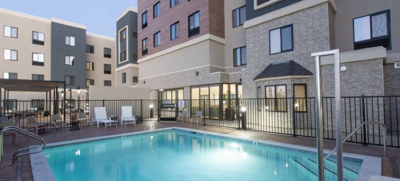 曼泰卡长住套房酒店(Staybridge Suites MANTECA - LATHROP AREA by IHG)图片