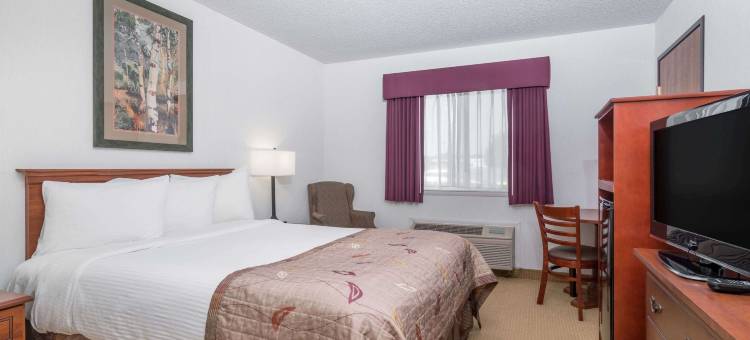 马什菲尔德呗盟套房酒店(Baymont by Wyndham Marshfield)图片