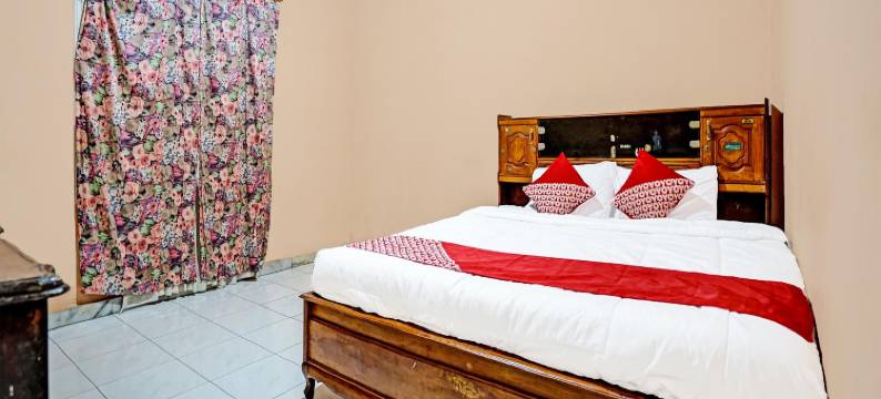 OYO 3205 朱比阿尔Mikial Ismi Kayuagung旅馆(OYO 3205 Penginapan Mikial Ismi Kayuagung Syariah)图片