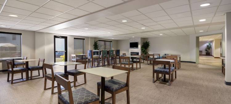 西艾叙莉套房酒店(Clarion Pointe Charleston - West Ashley)图片