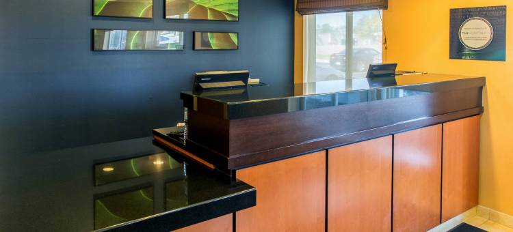 坎图万枫套房酒店(Fairfield Inn & Suites Canton)图片