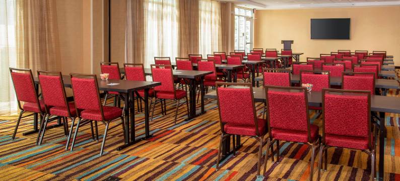 哈里斯堡国际机场万枫酒店及套房(Fairfield Inn & Suites Harrisburg International Airport)图片