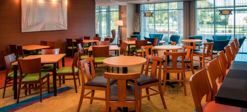 哈里斯堡国际机场万枫酒店及套房(Fairfield Inn & Suites Harrisburg International Airport)图片