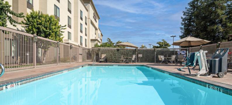 贝克斯菲尔德58号公路欢朋套房酒店(Hampton Inn & Suites Bakersfield/Hwy 58)图片