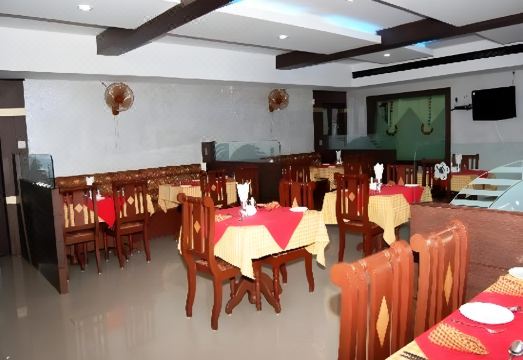 Kpm Regency Hotel Overview