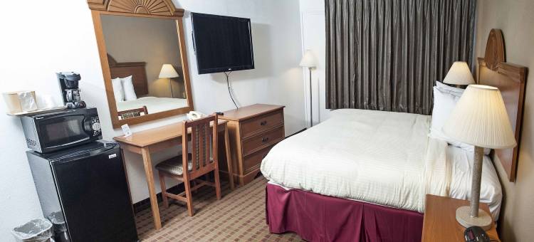 快捷套房酒店(Express Inn & Suites)图片