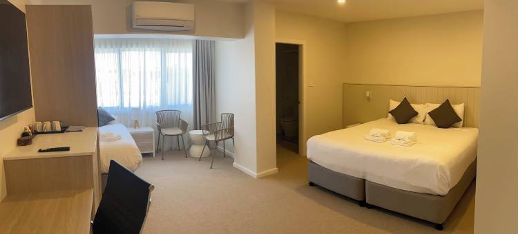 麦夸利湖贝尔山酒店(The Belmont Hotel)图片
