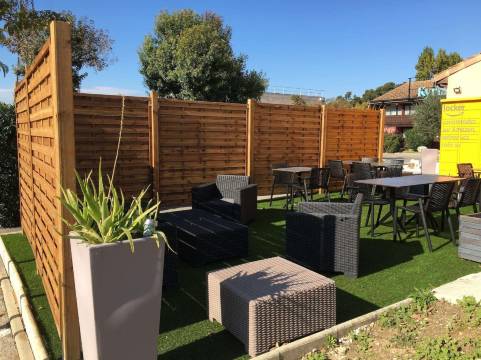 马赛东部基里亚德直达酒店-拉瓦伦丁(Kyriad Direct Marseille Est - la Penne)