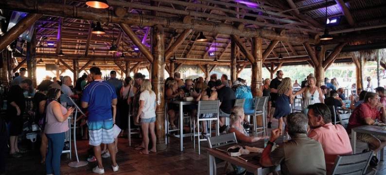 海角克罗辛码头度假村酒店(Cape Crossing Resort & Marina)图片