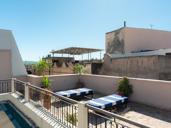 里亚德阿尔安萨里酒店