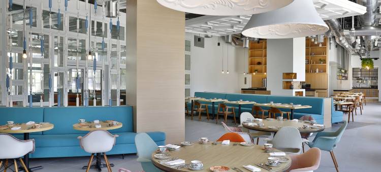 迪拜阿尔米纳雅乐轩酒店(Aloft Al Mina, Dubai)图片