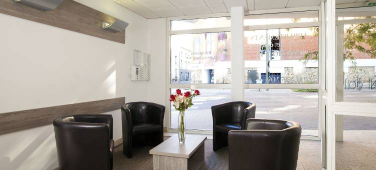 兰斯克莱马来塞祖尔阿菲尔酒店(Séjours & Affaires Reims Clairmarais)图片