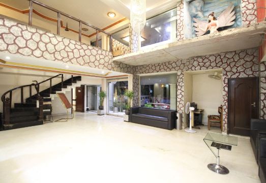 Hotel Grand ArjunHotel Overview