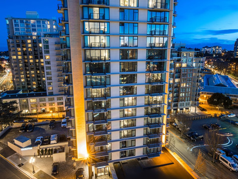 维多利亚希尔顿逸林套房酒店