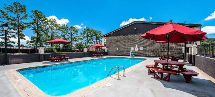 大学伊克诺套房酒店(Econo Lodge Inn & Suites University)图片