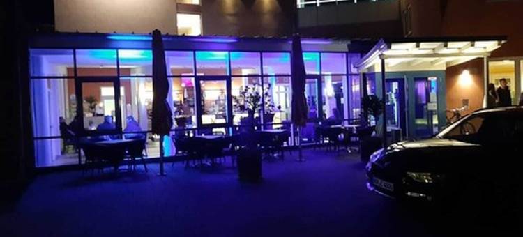 于利希布肯霍夫公园胡法酒店(Jufa Hotel im Brückenkopfpark - Jülich)图片