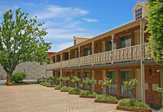 Hermitage Motor InnHotel Overview