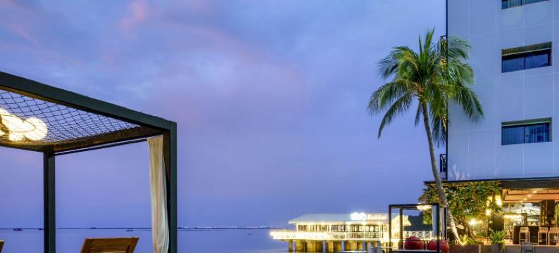 海滨阁楼酒店-是拉差(The Loft Seaside Sriracha Hotel)图片