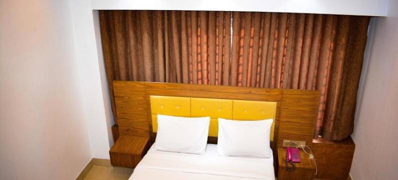 阿丽娜酒店和套房(The Alina Hotel & Suites)图片