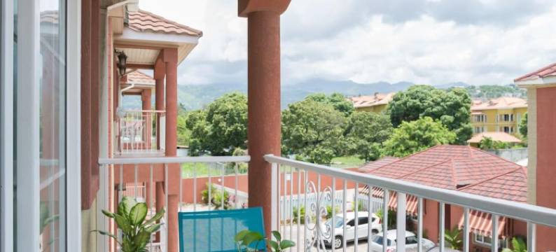 费尔威新金斯敦旅客公寓酒店(New Kingston Guest Apt at Fairway)图片