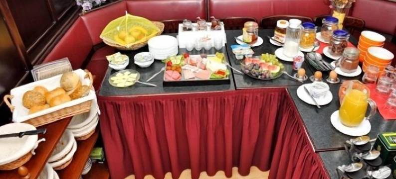 汉堡斯塔迪特卜瑞吉酒店(Brocki's Hotel Stadt Hamburg)图片