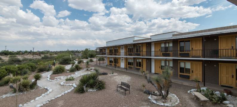 贝斯特韦斯特SureStay精选图姆斯顿瞭望山林小屋(Tombstone Lookout Lodge, SureStay Collection by Best Western)图片