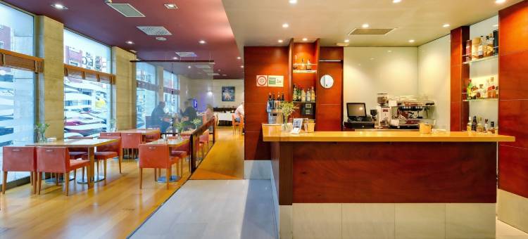 德阿维莱斯奥卡别墅(Oca Villa de Avilés Hotel)图片