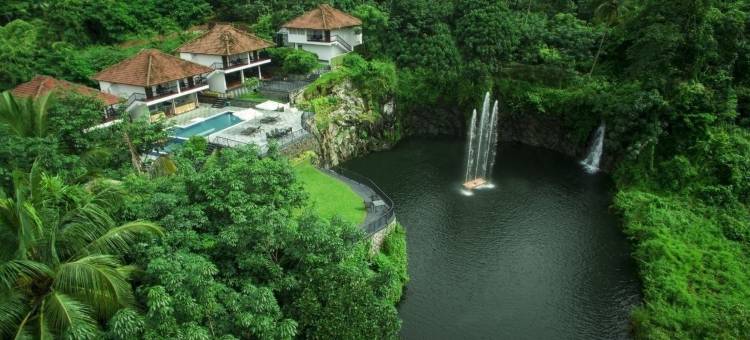 阿提拉皮里绿树度假村(Athirapally Green Trees)图片