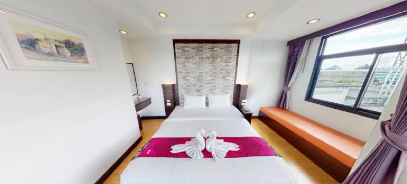 塞雷纳酒店(Serene Residence)图片