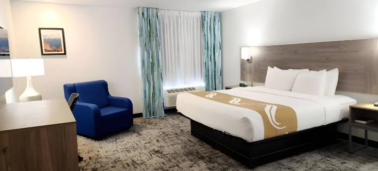 丹佛国际机场凯艺酒店及套房(Quality Inn & Suites Denver International Airport)图片
