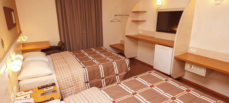 蓬塔格罗萨10号酒店(Hotel 10 Ponta Grossa)图片