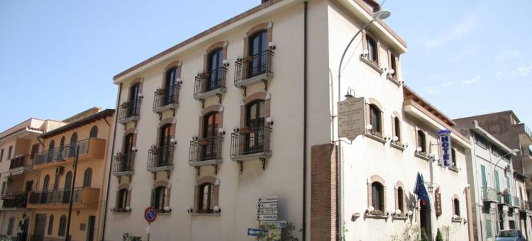 乌拜丝酒店(Hotel U' Bais)图片