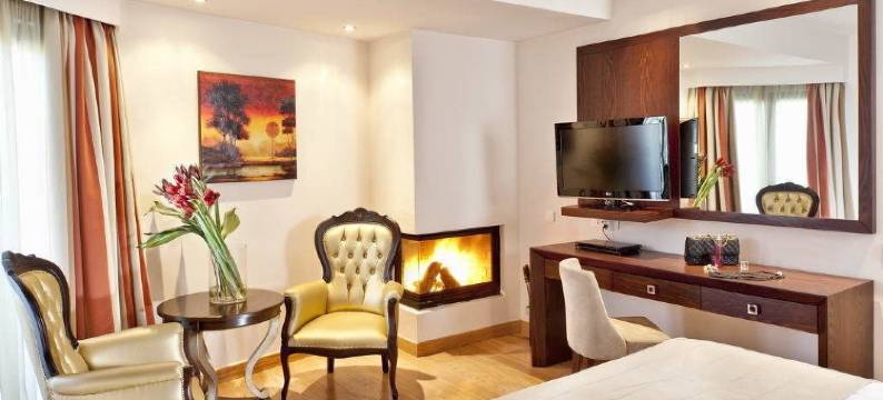 卡拉夫里塔峡谷温泉酒店(Kalavrita Canyon Hotel & Spa)图片