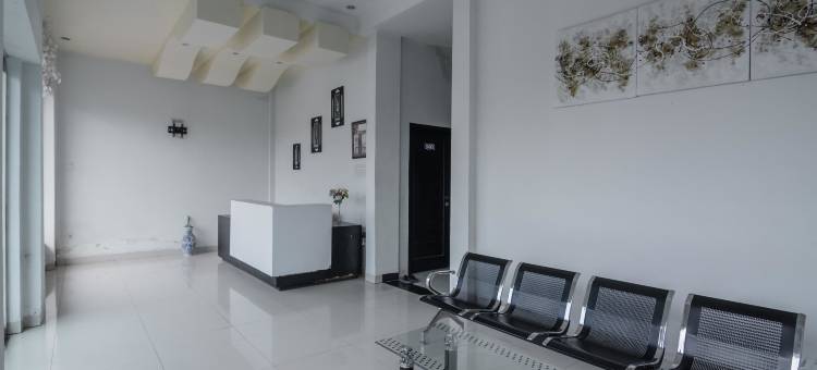 红多兹伊斯兰酒店-占姆托斯占姆比(RedDoorz Syariah Near Jamtos Jambi)图片