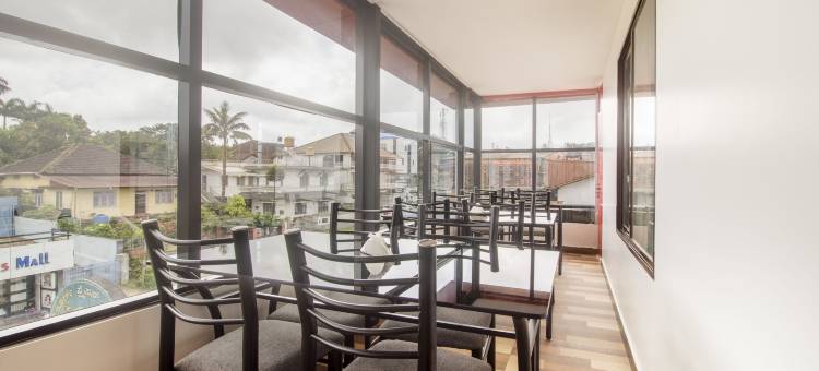 Treebo 精英广场, 距马迪凯里堡700米(Treebo Elite Plaza, 700 Mtrs from Madikeri Fort)图片