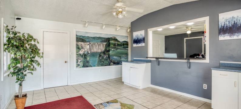 OYO赫伯斯普林斯湖畔酒店(OYO Hotel Heber Springs Lakeside)图片