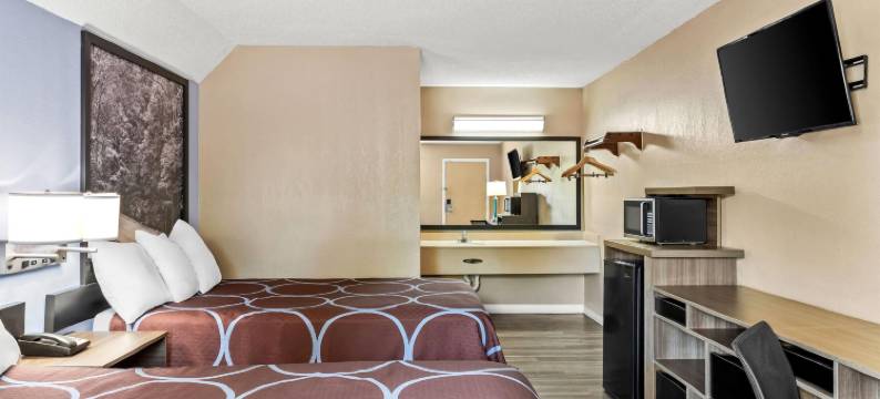 布朗斯堡温德姆速8酒店(Super 8 by Wyndham Brownsburg)图片