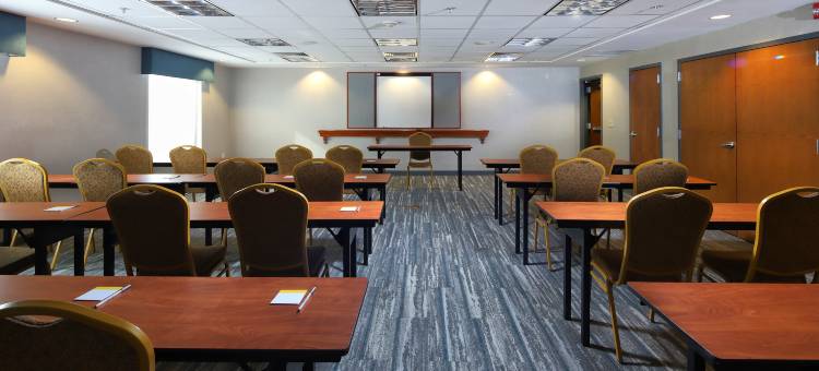 图森东/威廉姆斯中心欢朋套房酒店(Hampton Inn & Suites Tucson East/Williams Center)图片