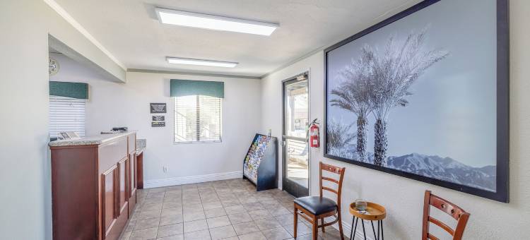 巴斯托温德姆速8酒店(Super 8 by Wyndham Barstow)图片