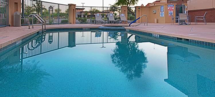 Holiday Inn & Suites 古德伊尔- 西凤区(Holiday Inn & Suites Goodyear - West Phoenix Area)图片