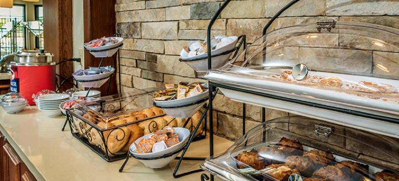 Staybridge Suites 迪尔伯恩 MI by IHG(Staybridge Suites DEARBORN MI by IHG)图片