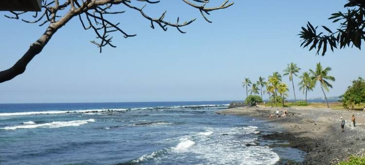 Beautiful Ocean/Beachfront Property and A Private Back Yard!  AC in both BDRMS!图片