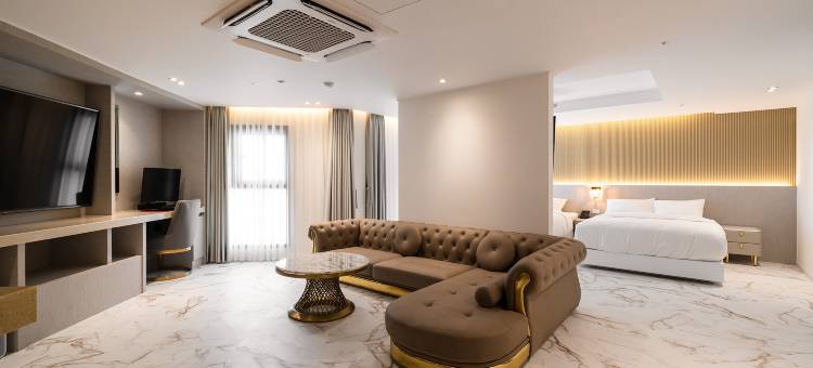 群山斯泰旅游酒店(Gunsan Stay Tourist Hotel)图片
