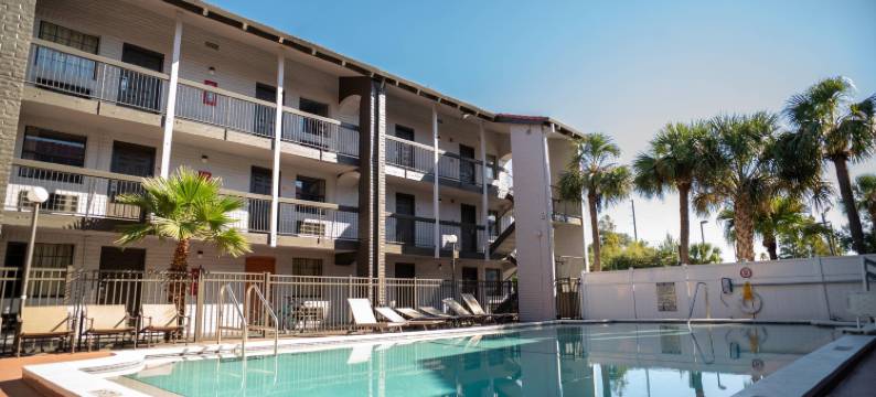 近优博城 罗德威酒店(Rodeway Inn Near Ybor City - Casino)图片